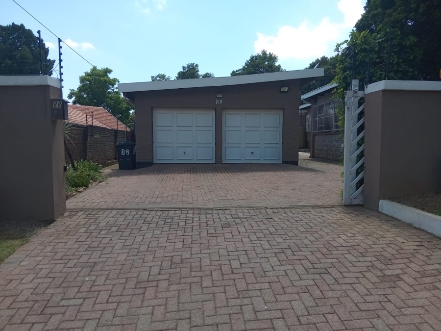 4 Bedroom Property for Sale in Noordheuwel Gauteng