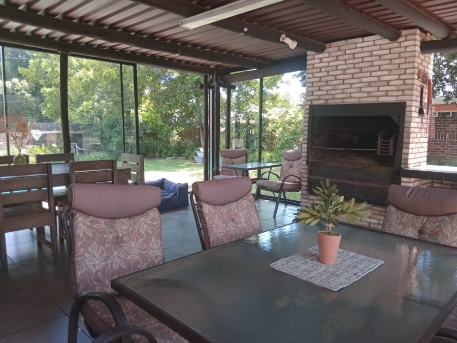 4 Bedroom Property for Sale in Noordheuwel Gauteng