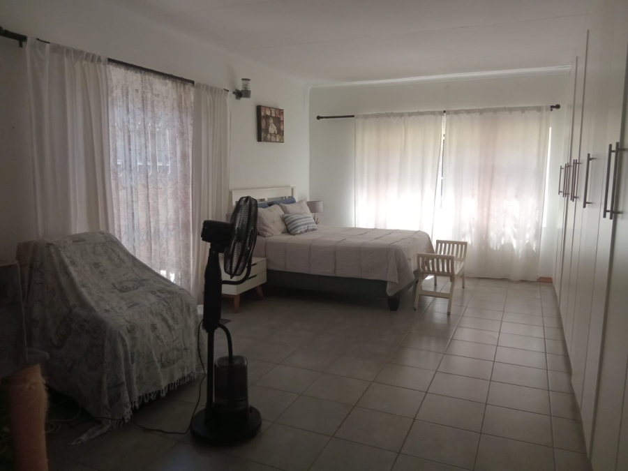 4 Bedroom Property for Sale in Noordheuwel Gauteng