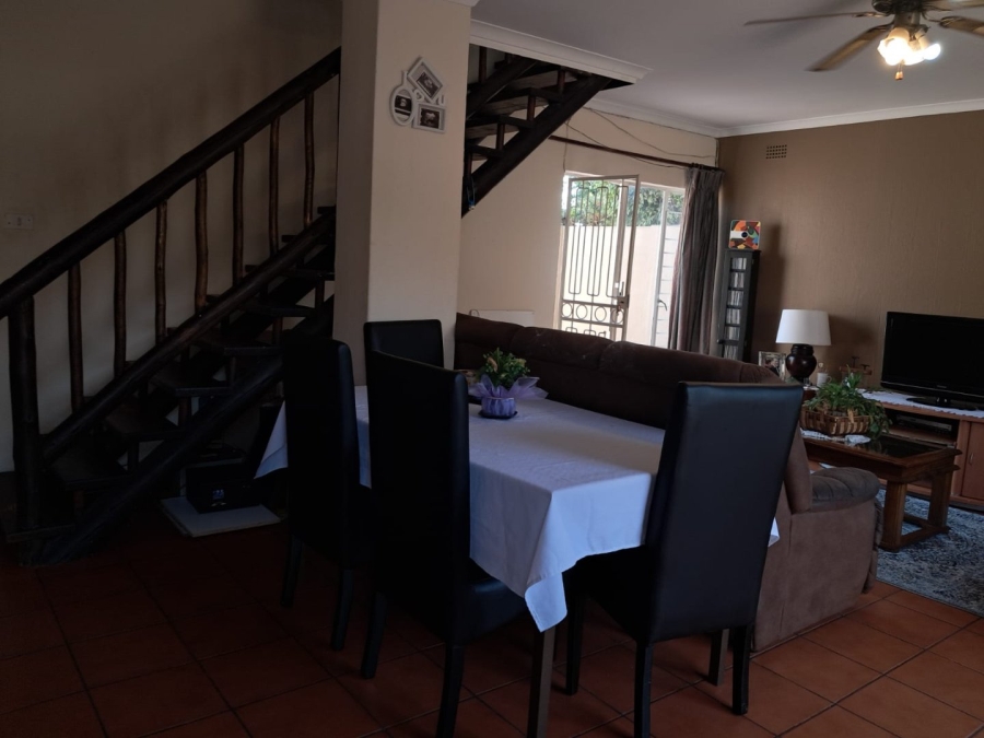 3 Bedroom Property for Sale in Weltevreden Park Gauteng