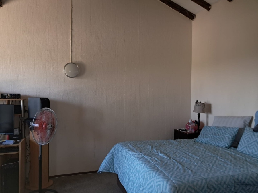 3 Bedroom Property for Sale in Weltevreden Park Gauteng