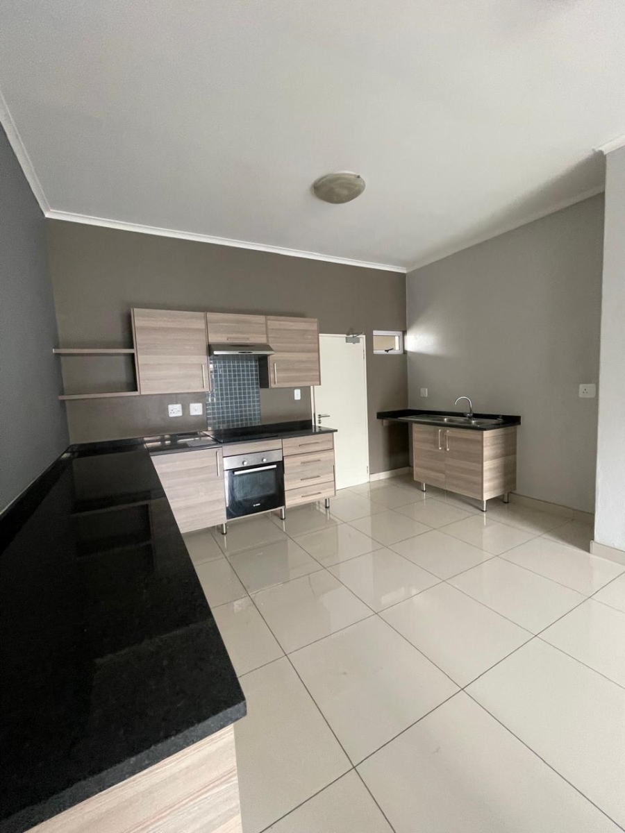 2 Bedroom Property for Sale in Blue Hills AH Gauteng