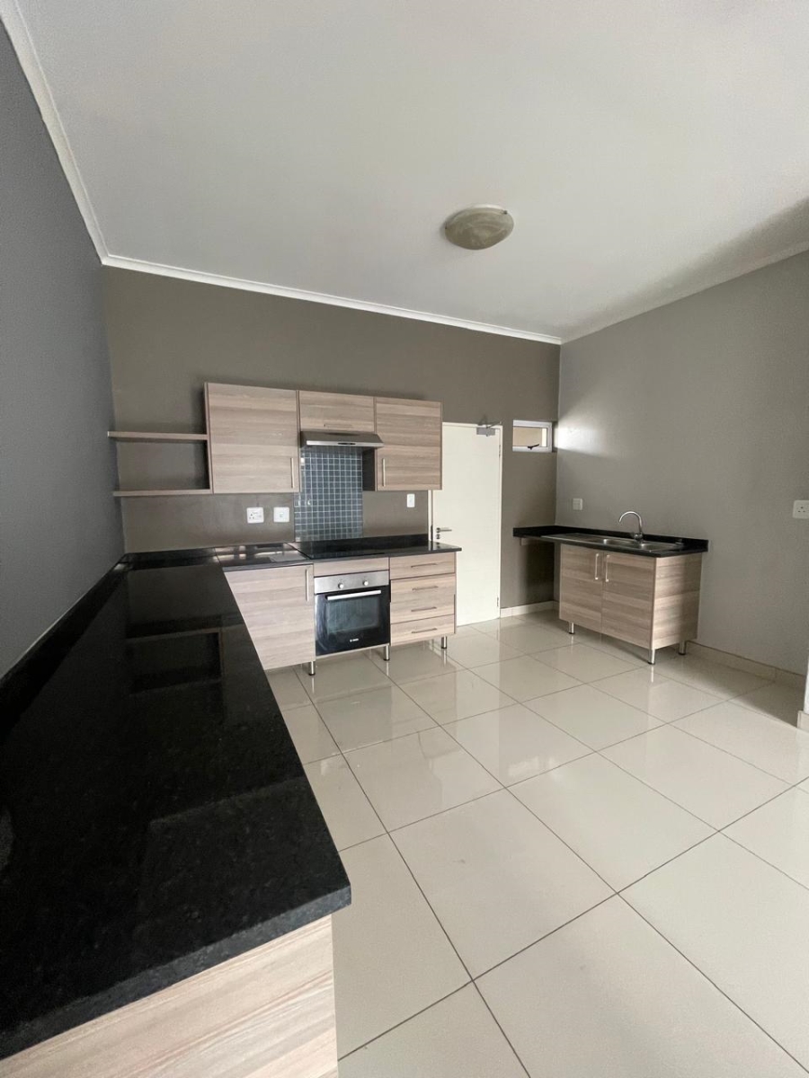 2 Bedroom Property for Sale in Blue Hills AH Gauteng