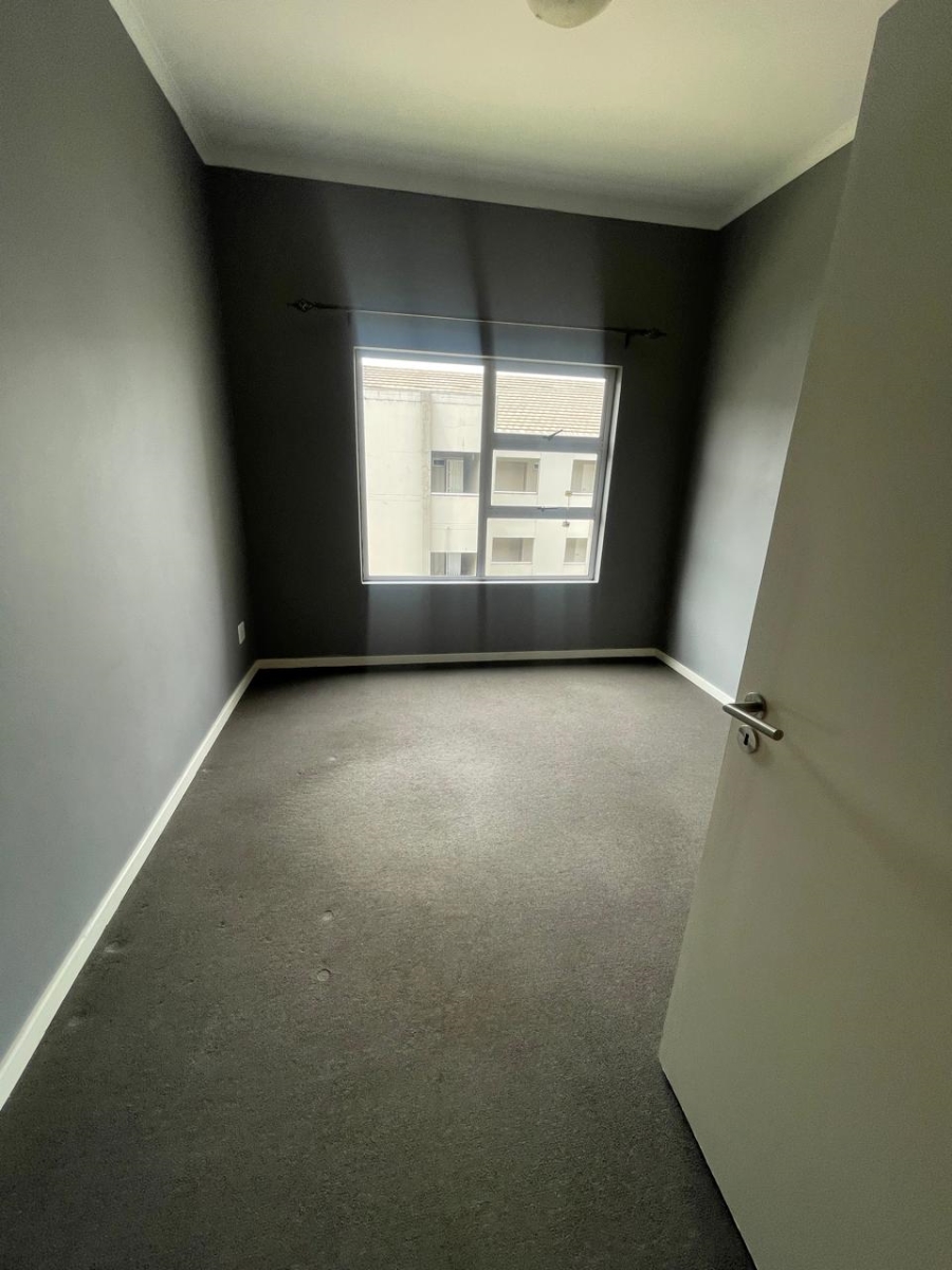 2 Bedroom Property for Sale in Blue Hills AH Gauteng