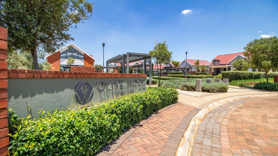 1 Bedroom Property for Sale in Olivewood Gauteng