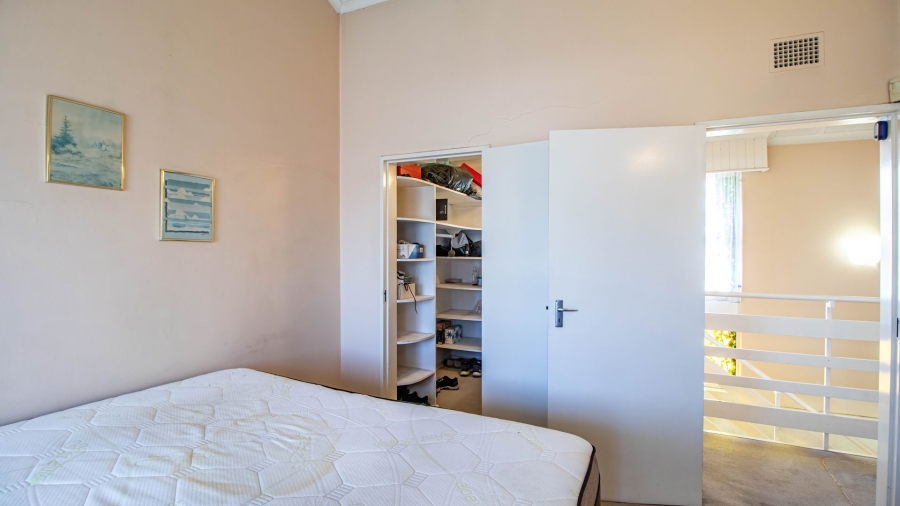 3 Bedroom Property for Sale in Bonaero Park Gauteng