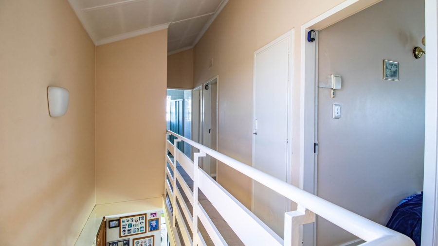 3 Bedroom Property for Sale in Bonaero Park Gauteng