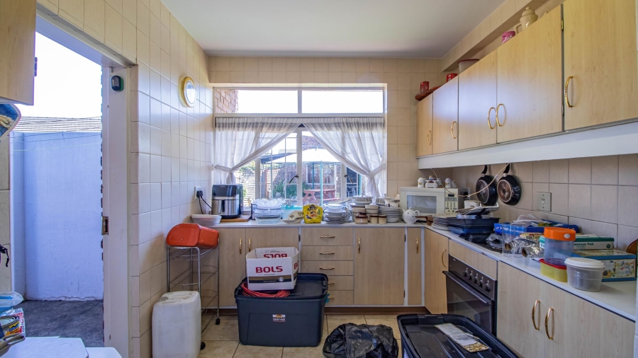 3 Bedroom Property for Sale in Bonaero Park Gauteng