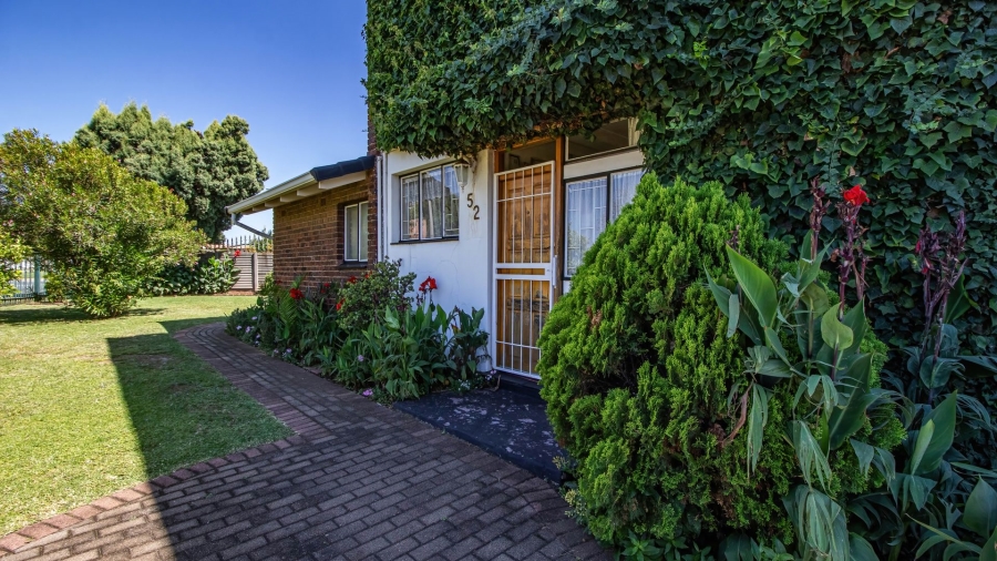 3 Bedroom Property for Sale in Bonaero Park Gauteng