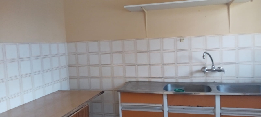 To Let 3 Bedroom Property for Rent in Helikonpark Gauteng