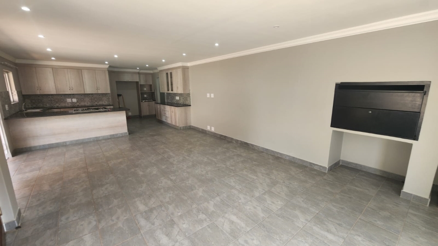 4 Bedroom Property for Sale in Doornpoort Gauteng