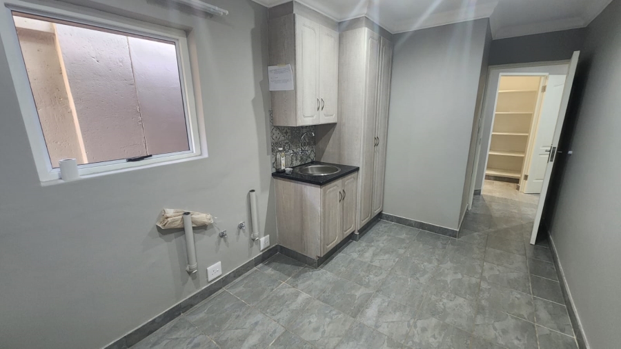 4 Bedroom Property for Sale in Doornpoort Gauteng