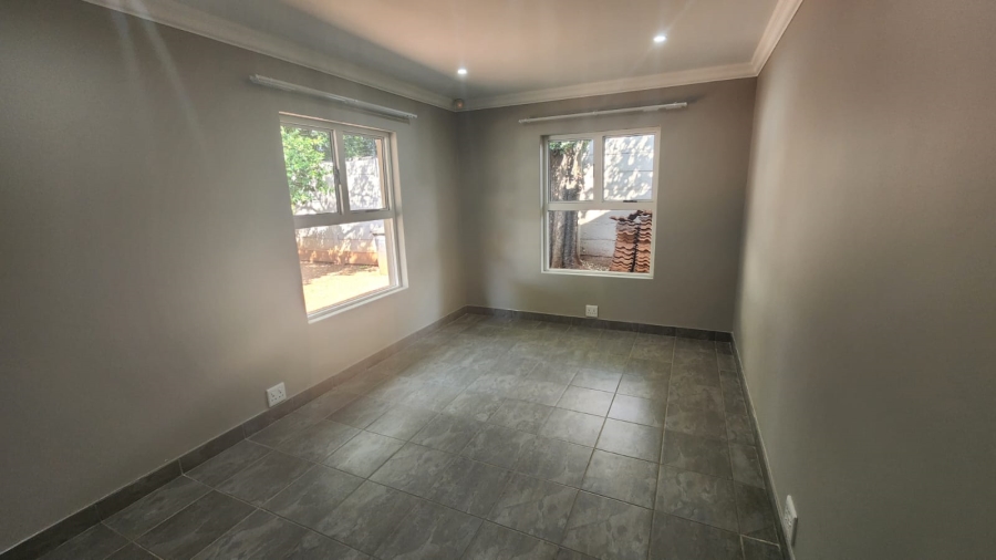 4 Bedroom Property for Sale in Doornpoort Gauteng