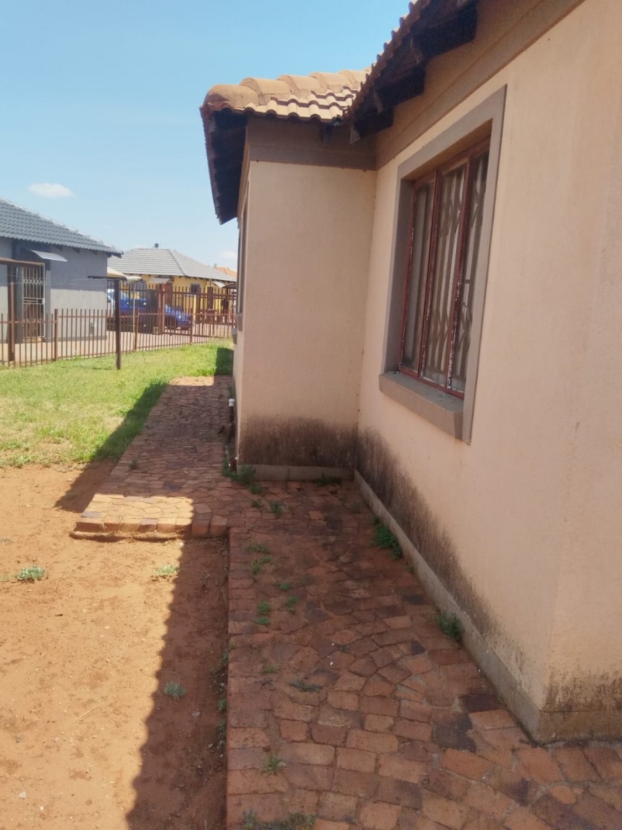 4 Bedroom Property for Sale in Theresa Park Gauteng