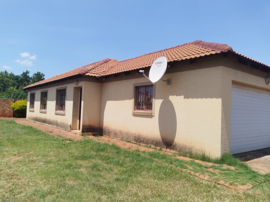 4 Bedroom Property for Sale in Theresa Park Gauteng
