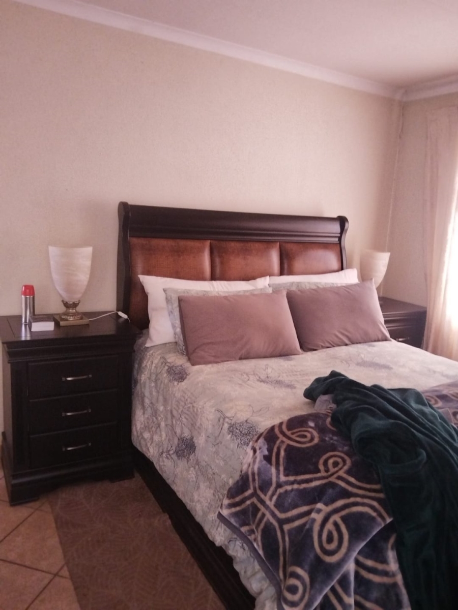 4 Bedroom Property for Sale in Theresa Park Gauteng