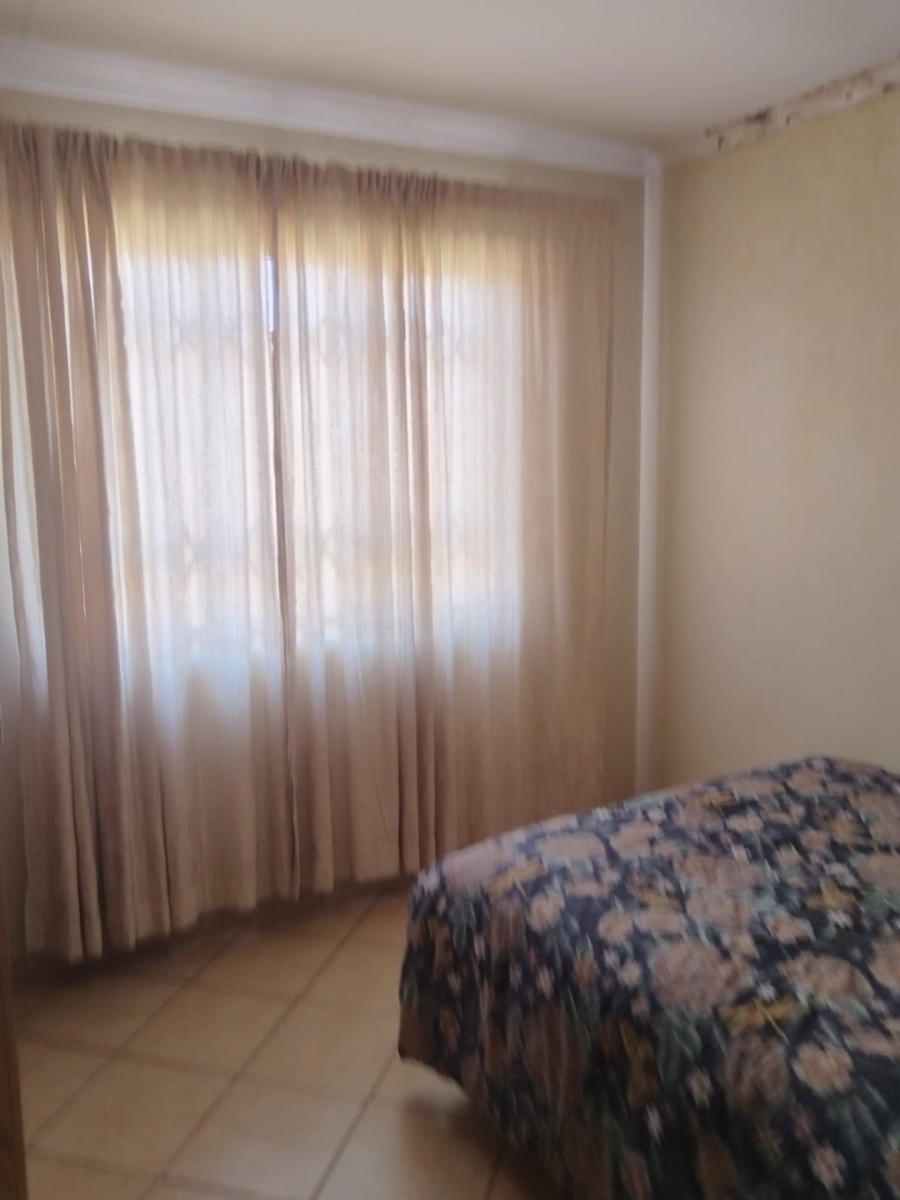 4 Bedroom Property for Sale in Theresa Park Gauteng