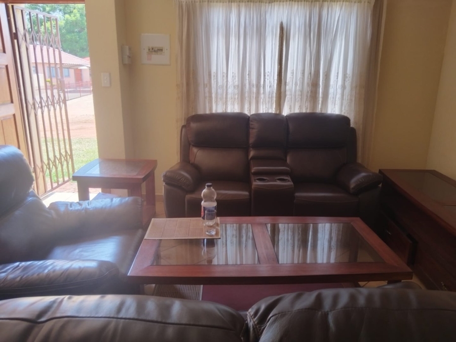 4 Bedroom Property for Sale in Theresa Park Gauteng