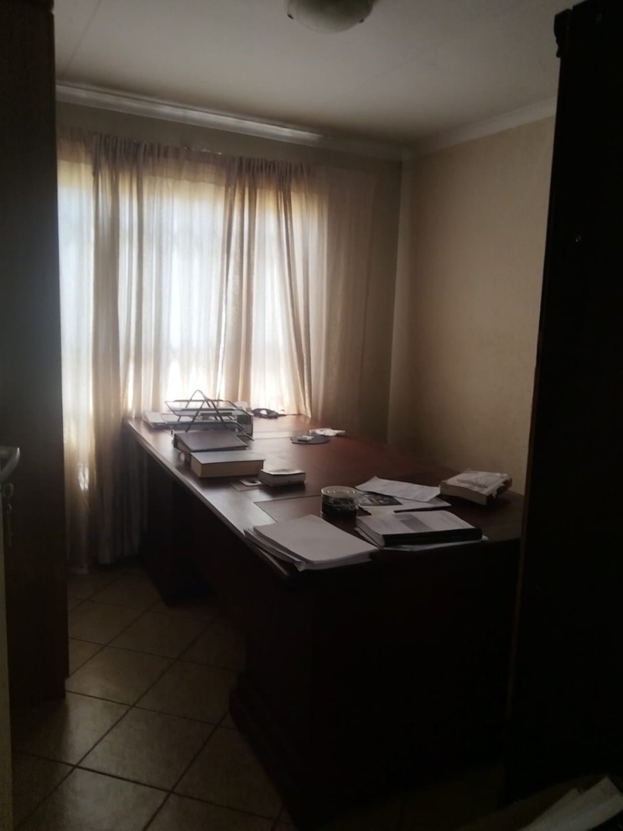 4 Bedroom Property for Sale in Theresa Park Gauteng