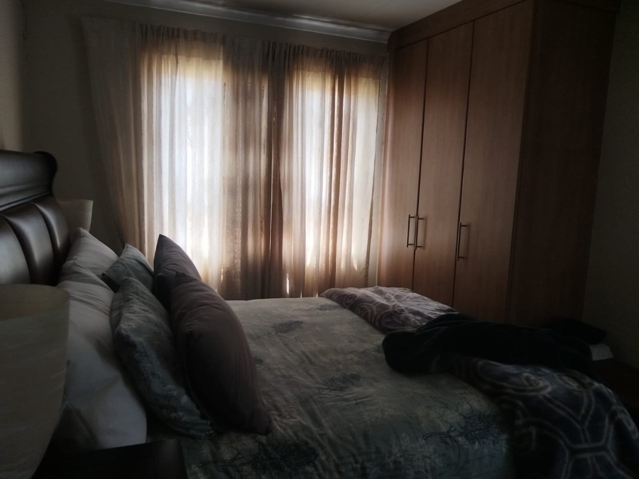 4 Bedroom Property for Sale in Theresa Park Gauteng