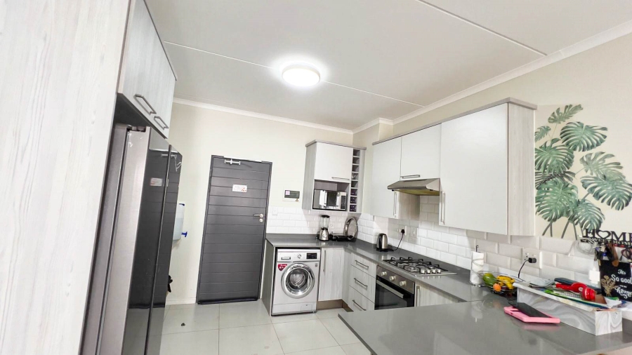 2 Bedroom Property for Sale in Carlswald Gauteng