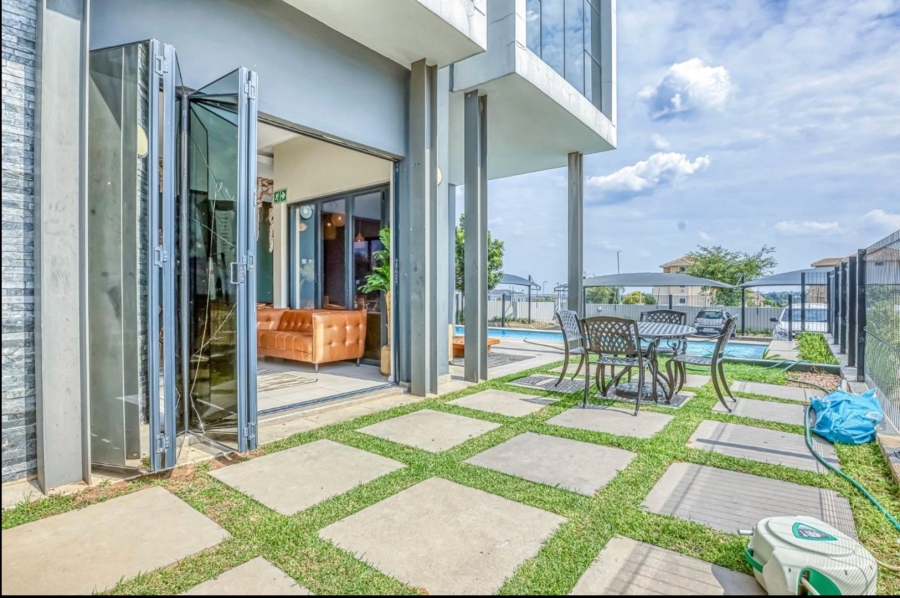 2 Bedroom Property for Sale in Carlswald Gauteng