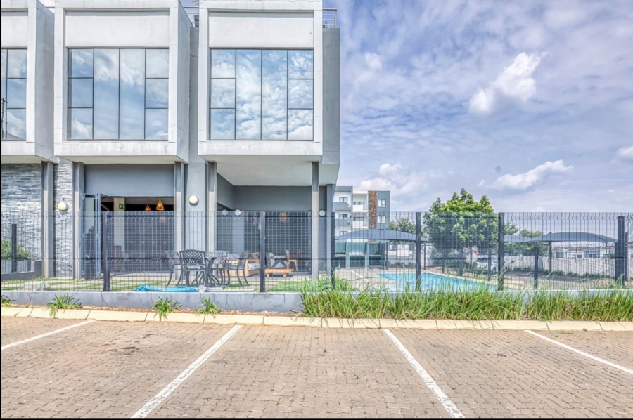 2 Bedroom Property for Sale in Carlswald Gauteng