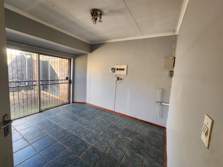 To Let  Bedroom Property for Rent in Pretoria North Gauteng