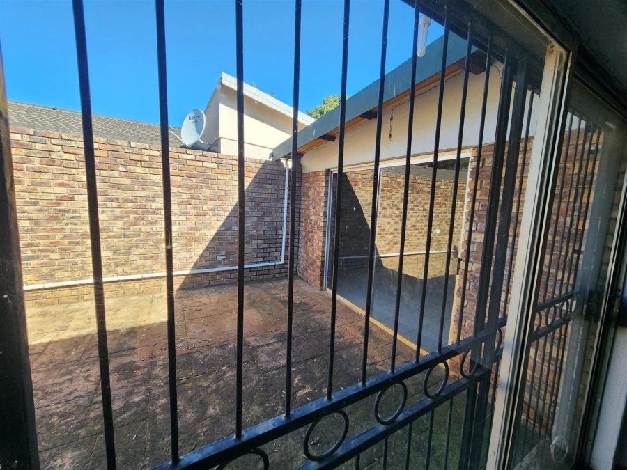 To Let  Bedroom Property for Rent in Pretoria North Gauteng