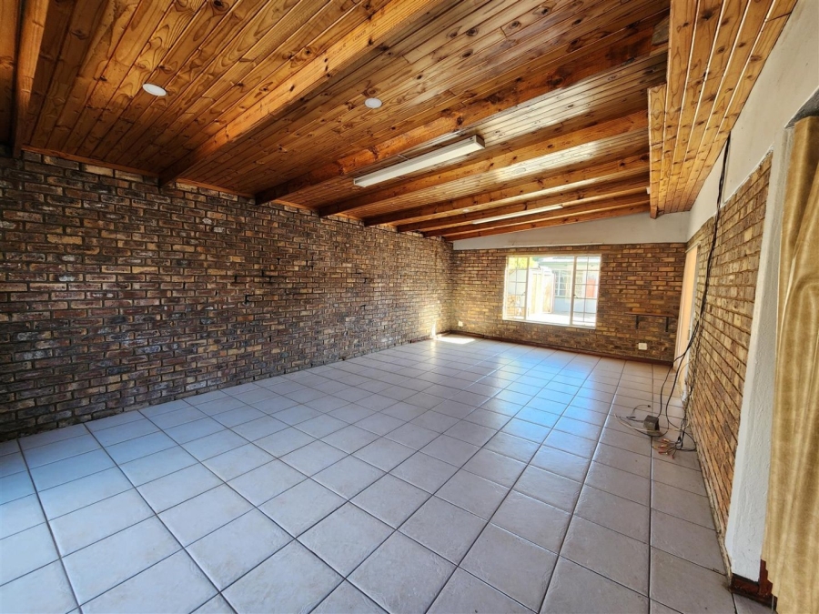 To Let  Bedroom Property for Rent in Pretoria North Gauteng