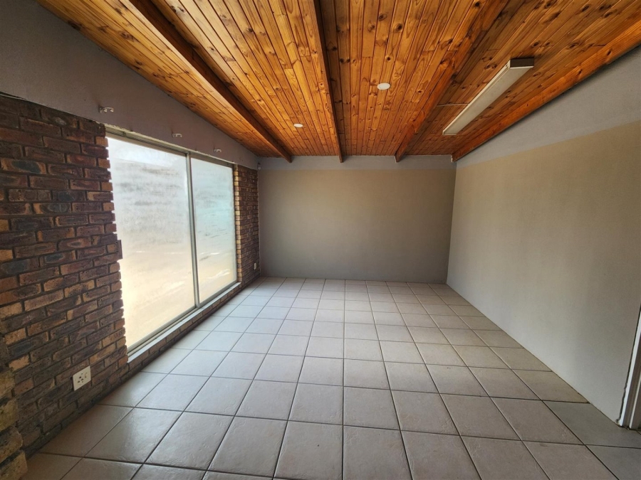 To Let  Bedroom Property for Rent in Pretoria North Gauteng