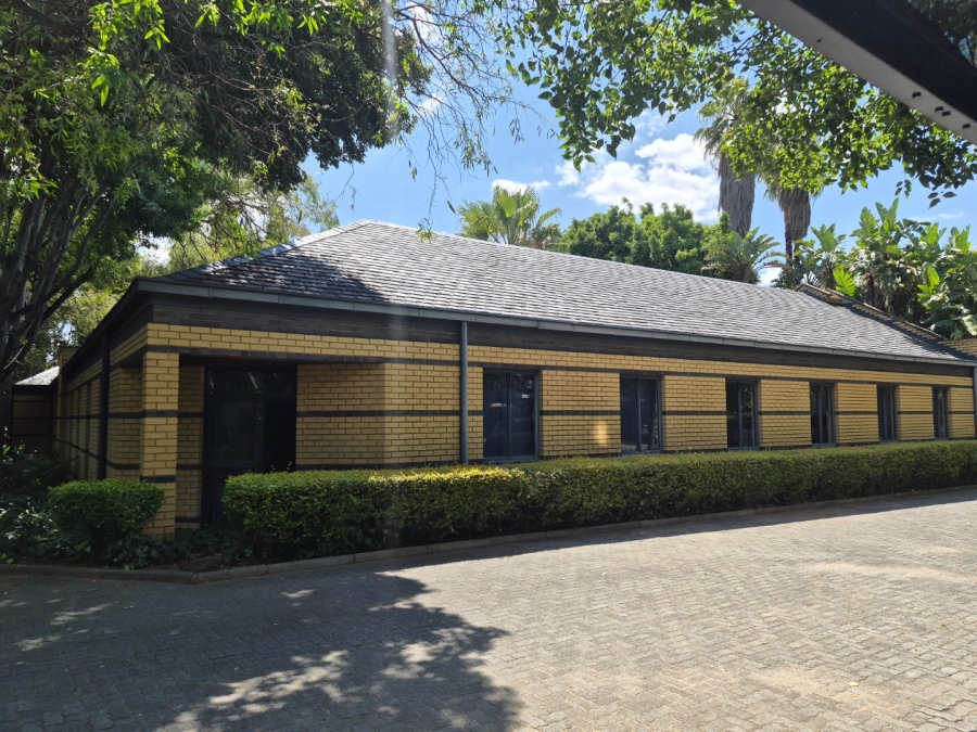 To Let commercial Property for Rent in Woodmead Gauteng
