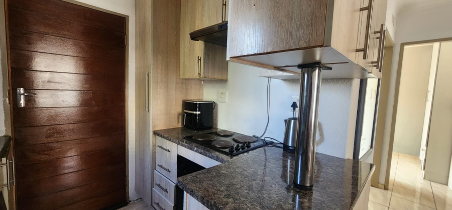 2 Bedroom Property for Sale in Katlehong South Gauteng