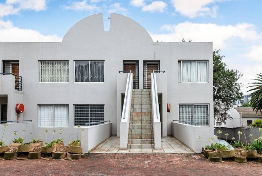 1 Bedroom Property for Sale in Sandown Gauteng