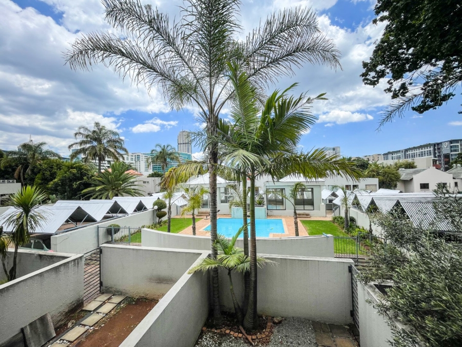 1 Bedroom Property for Sale in Sandown Gauteng