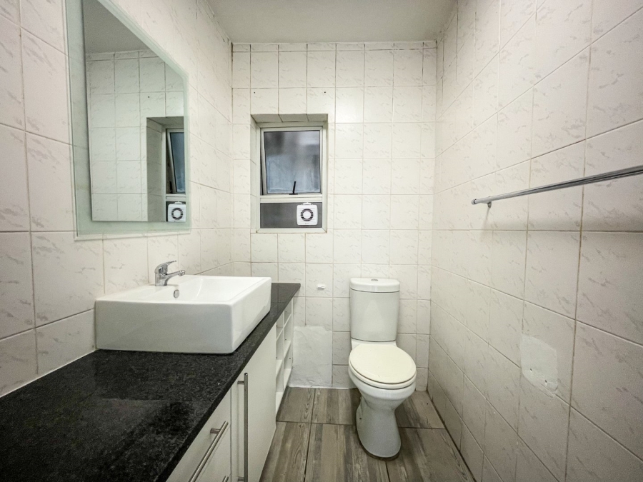 1 Bedroom Property for Sale in Sandown Gauteng