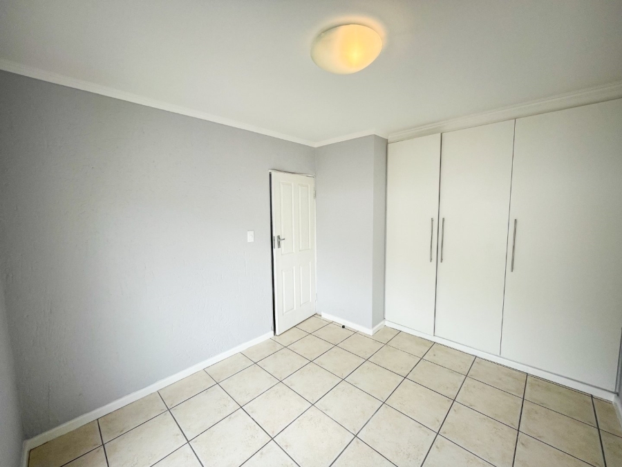 1 Bedroom Property for Sale in Sandown Gauteng