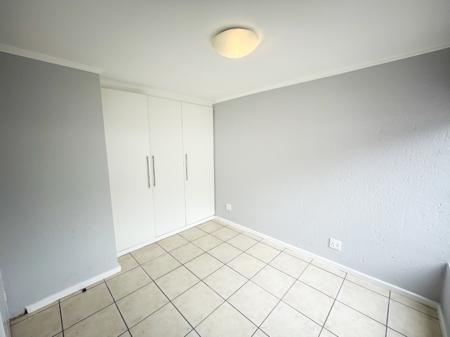 1 Bedroom Property for Sale in Sandown Gauteng