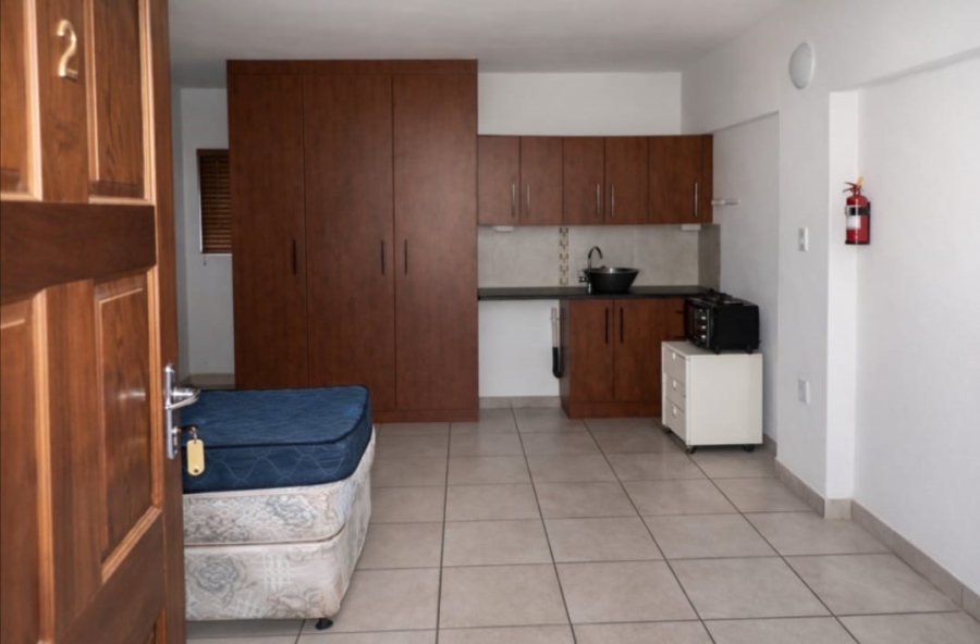 To Let 1 Bedroom Property for Rent in Wilro Park Gauteng