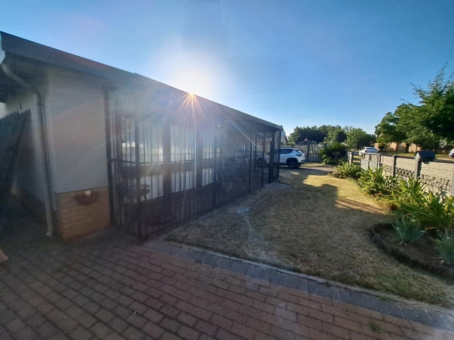 3 Bedroom Property for Sale in Visagie Park Gauteng