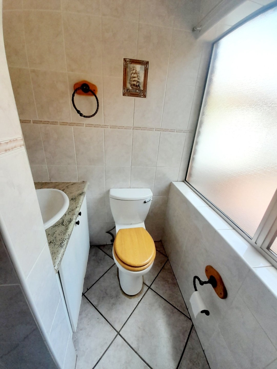 To Let 4 Bedroom Property for Rent in Eldo Manor Gauteng