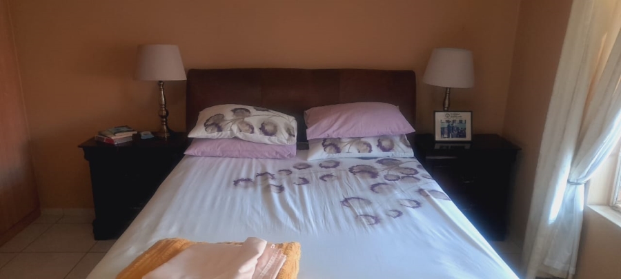 2 Bedroom Property for Sale in Sundowner Gauteng