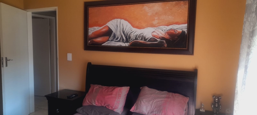 2 Bedroom Property for Sale in Sundowner Gauteng