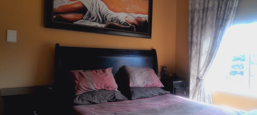 2 Bedroom Property for Sale in Sundowner Gauteng