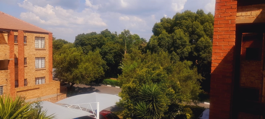 2 Bedroom Property for Sale in Sundowner Gauteng
