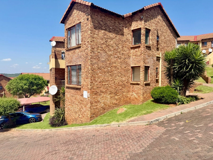 2 Bedroom Property for Sale in Winchester Hills Gauteng