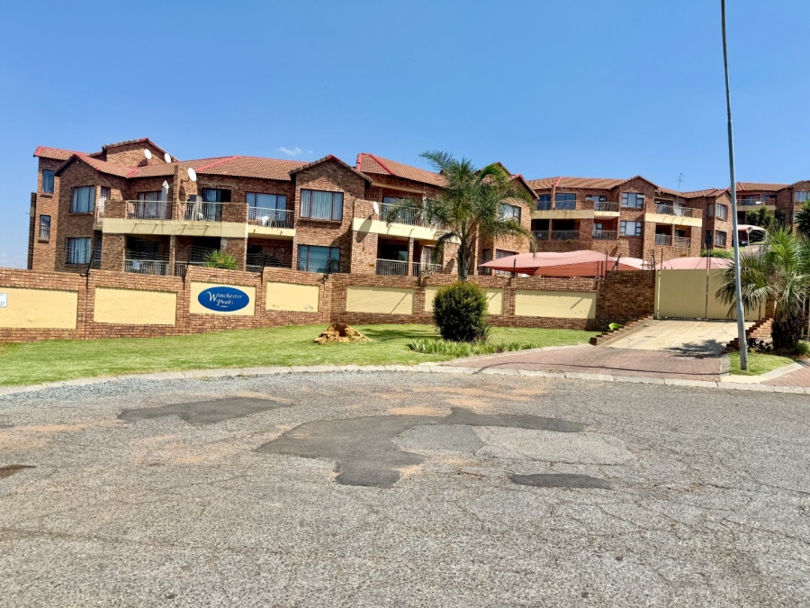 2 Bedroom Property for Sale in Winchester Hills Gauteng