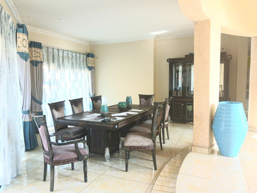 To Let 6 Bedroom Property for Rent in Blue Valley Golf Estate Gauteng