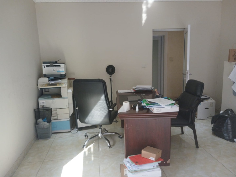 To Let 6 Bedroom Property for Rent in Blue Valley Golf Estate Gauteng