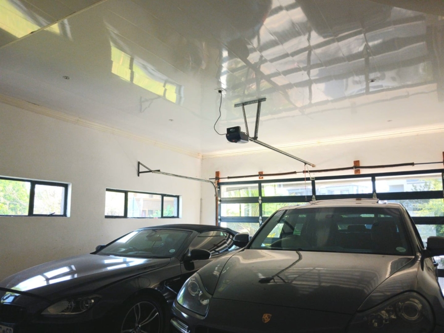 To Let 6 Bedroom Property for Rent in Blue Valley Golf Estate Gauteng